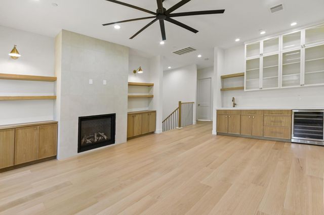 1360 Pars Oak Ln, Carmichael, CA 95608