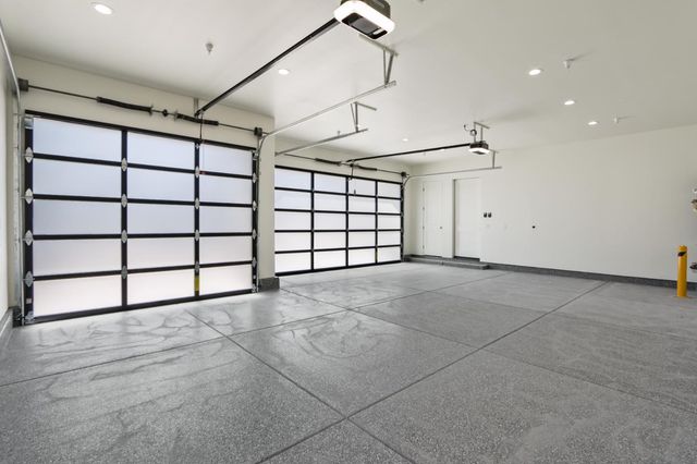 1360 Pars Oak Ln, Carmichael, CA 95608