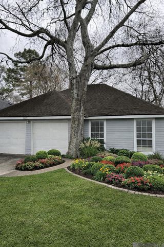 427 Highland Creek Pkwy, Baton Rouge, LA 70808