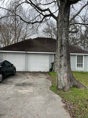 427 Highland Creek Pkwy, Baton Rouge, LA 70808