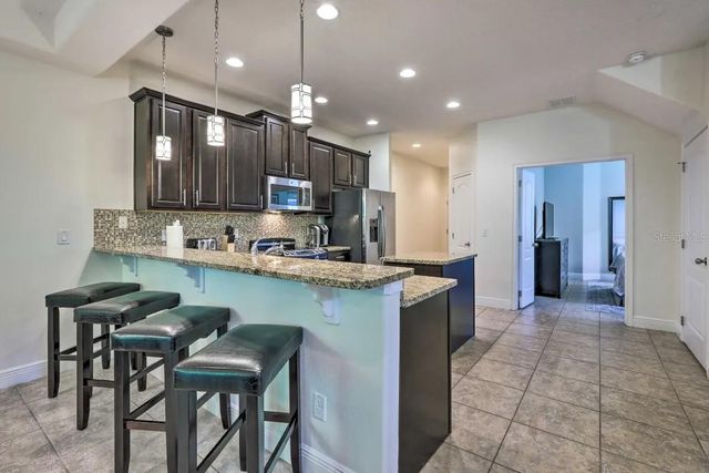 8147 ROSEVILLE BOULEVARD, Davenport, FL 33896