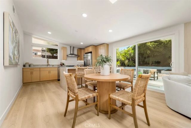 13817 Tobiasson Rd, Poway, CA 92604