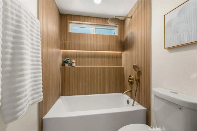 13817 Tobiasson Rd, Poway, CA 92604
