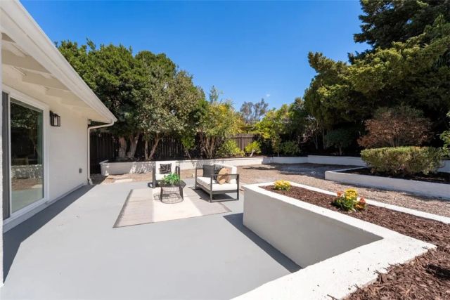 13817 Tobiasson Rd, Poway, CA 92604