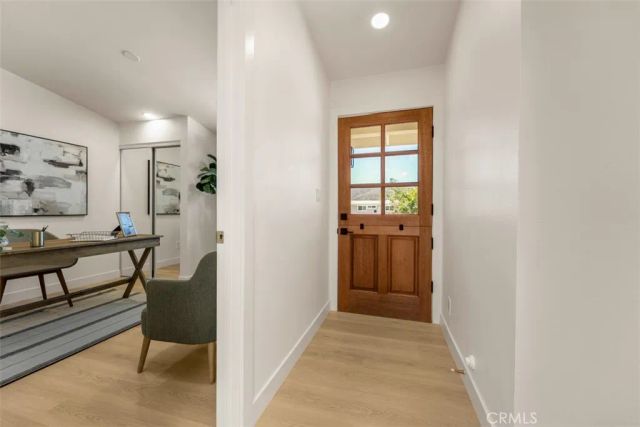 13817 Tobiasson Rd, Poway, CA 92604