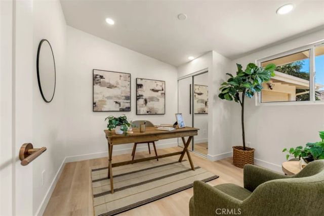 13817 Tobiasson Rd, Poway, CA 92604