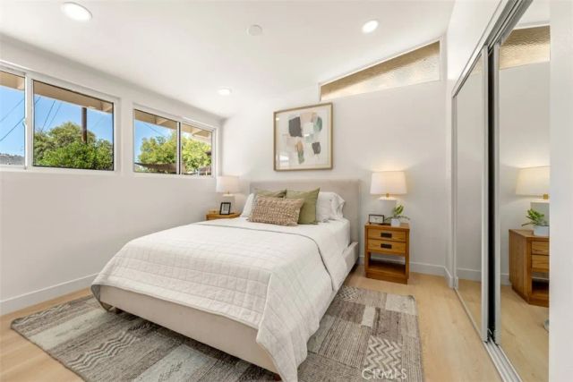 13817 Tobiasson Rd, Poway, CA 92604