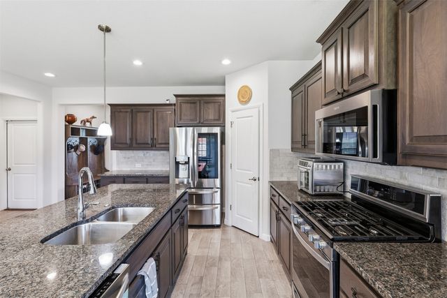 1101 Burlingame Drive, Cleburne, TX 76033