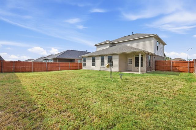 1101 Burlingame Drive, Cleburne, TX 76033