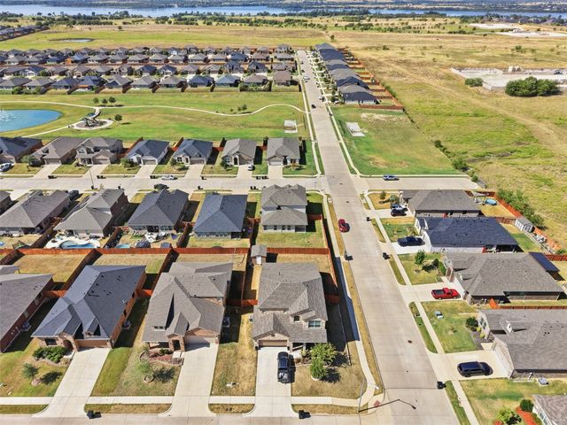 1101 Burlingame Drive, Cleburne, TX 76033