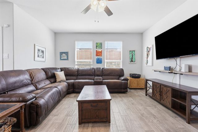 1101 Burlingame Drive, Cleburne, TX 76033