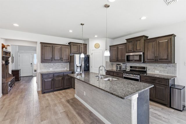 1101 Burlingame Drive, Cleburne, TX 76033