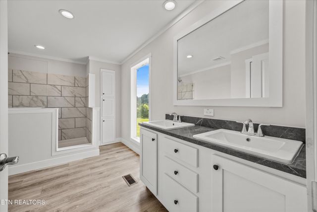 336 Greenbriar Rd, Sweetwater, TN 37874