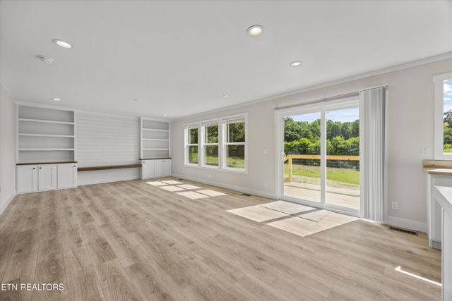 336 Greenbriar Rd, Sweetwater, TN 37874