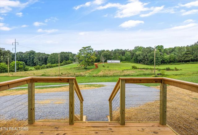336 Greenbriar Rd, Sweetwater, TN 37874