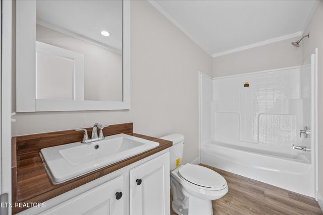 336 Greenbriar Rd, Sweetwater, TN 37874