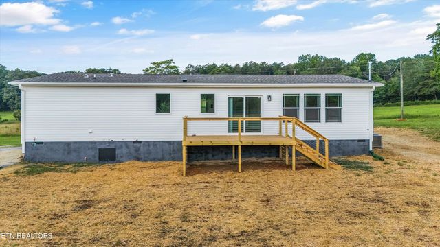 336 Greenbriar Rd, Sweetwater, TN 37874