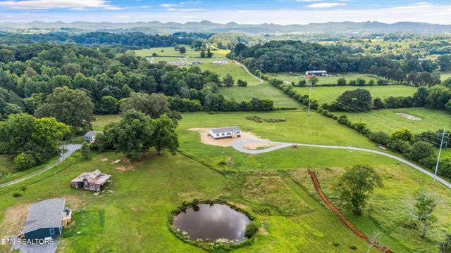 336 Greenbriar Rd, Sweetwater, TN 37874