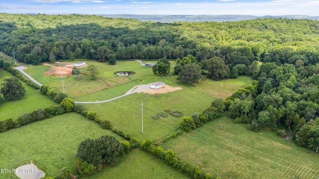 336 Greenbriar Rd, Sweetwater, TN 37874