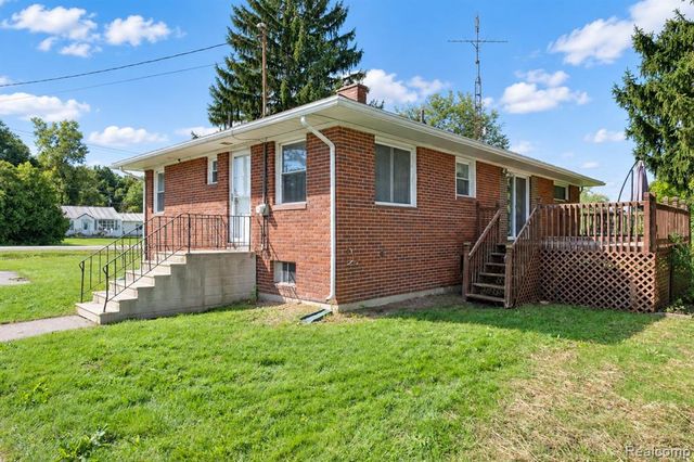 2432 W Farrand Road, Clio, MI 48420