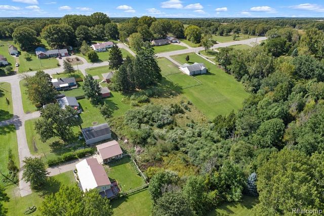 2432 W Farrand Road, Clio, MI 48420