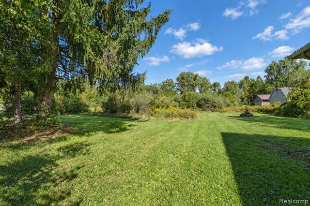 2432 W Farrand Road, Clio, MI 48420