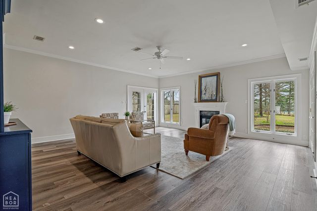 1005 Fairway Drive, Jonesboro, AR 72401