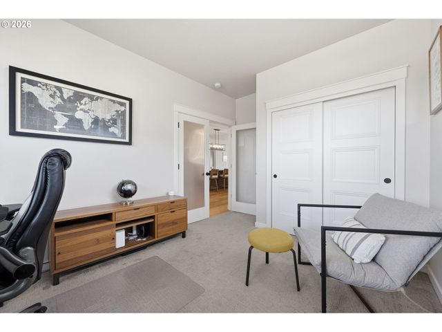 3824 SILETZ St, Eugene, OR 97408