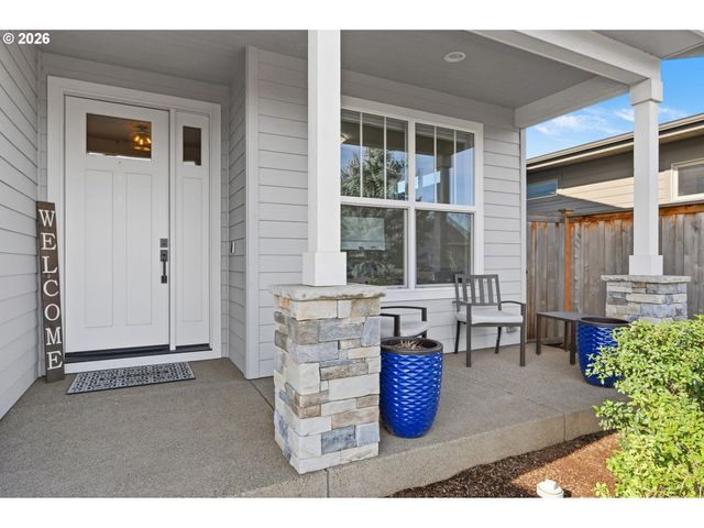 3824 SILETZ St, Eugene, OR 97408