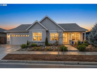 3824 SILETZ St, Eugene, OR 97408