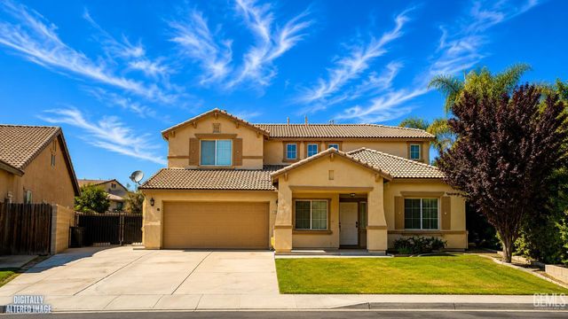 10820 Eagle Vista Drive, Bakersfield, CA 93311