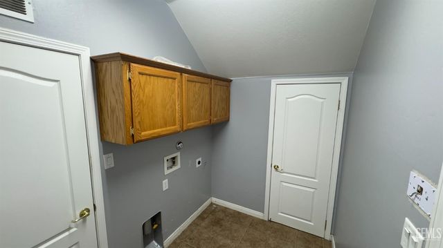 10820 Eagle Vista Drive, Bakersfield, CA 93311