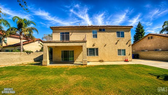 10820 Eagle Vista Drive, Bakersfield, CA 93311