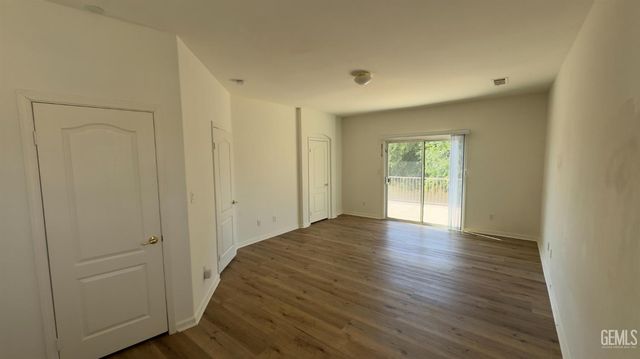 10820 Eagle Vista Drive, Bakersfield, CA 93311