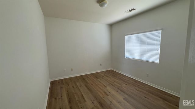 10820 Eagle Vista Drive, Bakersfield, CA 93311