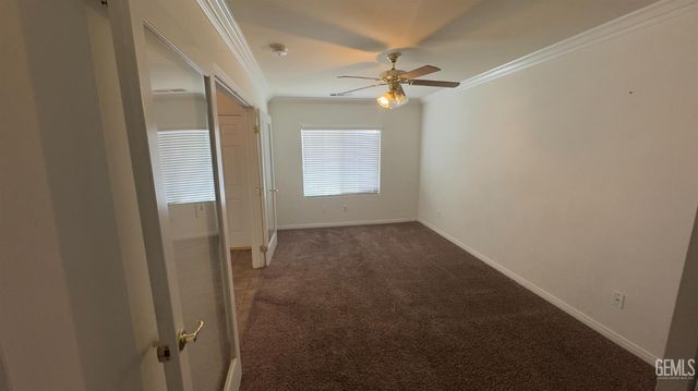 10820 Eagle Vista Drive, Bakersfield, CA 93311