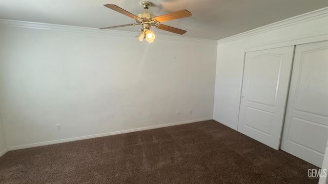 10820 Eagle Vista Drive, Bakersfield, CA 93311