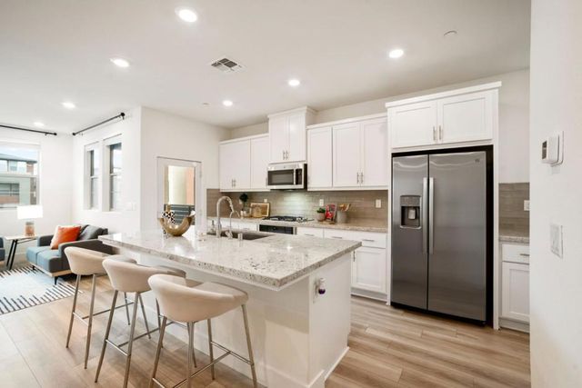 5720 Greige Circle G, Dublin, CA 94568