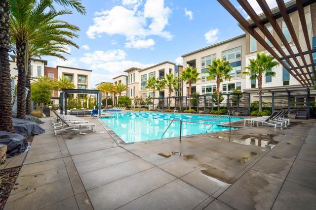 5720 Greige Circle G, Dublin, CA 94568