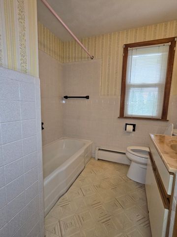 95 Herrman Street, West Springfield, MA 01089