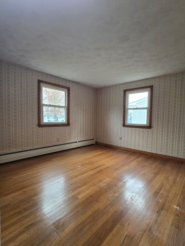 95 Herrman Street, West Springfield, MA 01089