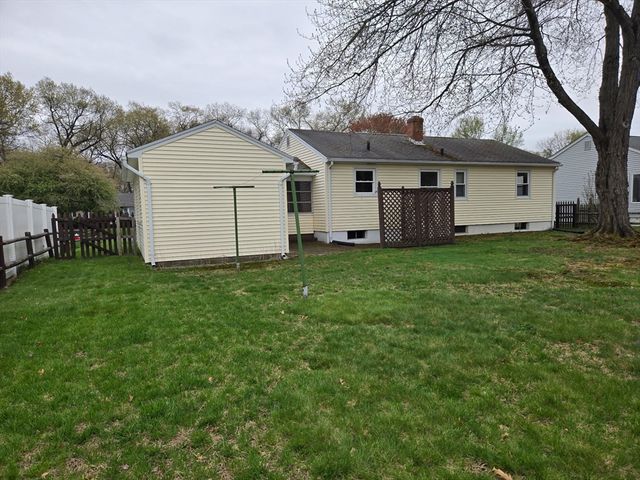 95 Herrman Street, West Springfield, MA 01089