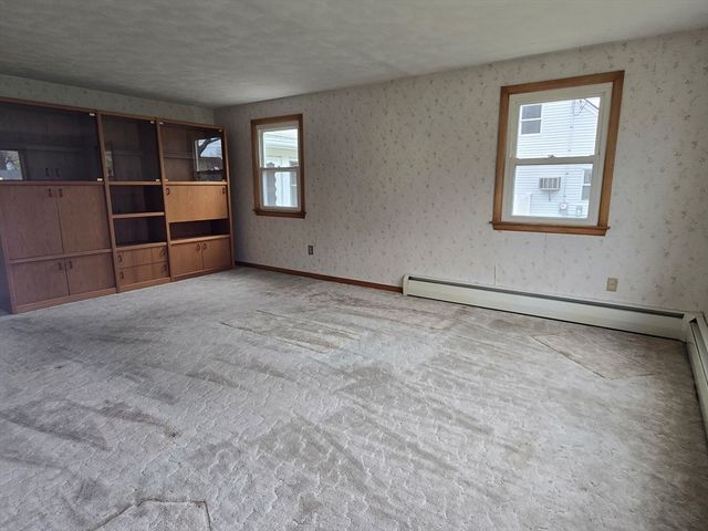 95 Herrman Street, West Springfield, MA 01089
