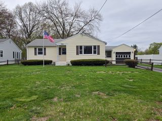 95 Herrman Street, West Springfield, MA 01089