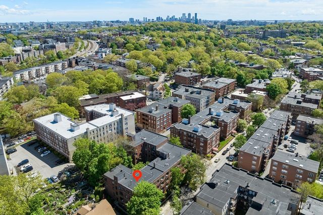97 Strathmore Rd 2, Boston, MA 02135