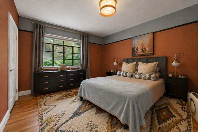 97 Strathmore Rd 2, Boston, MA 02135