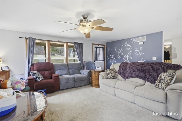 411 Hill Street, Ionia, MI 48846