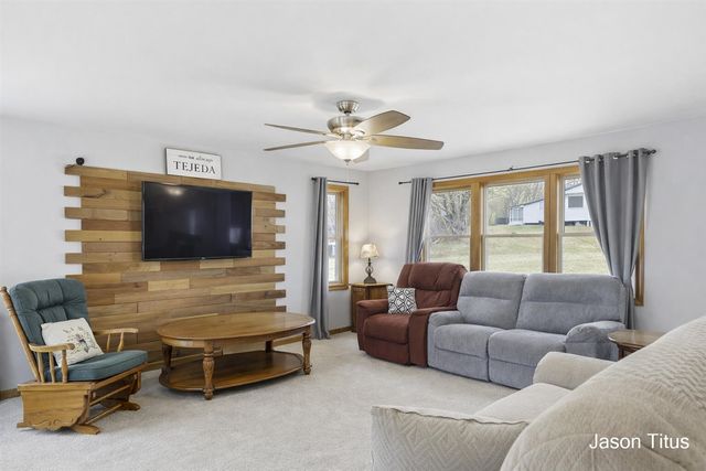 411 Hill Street, Ionia, MI 48846