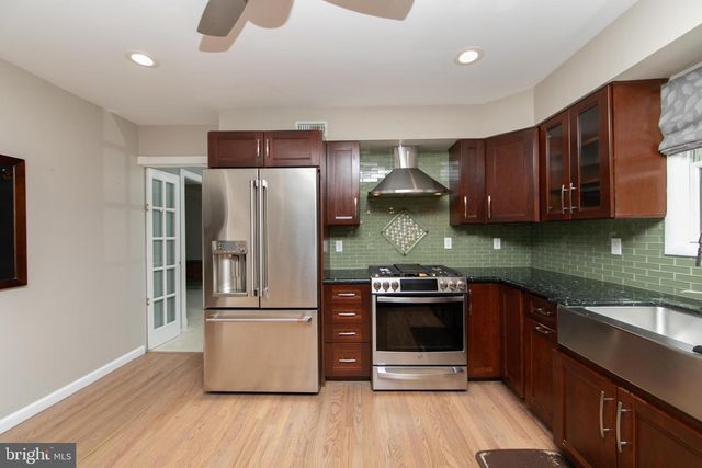 21 FOUNTAIN CT, Cherry Hill, NJ 08034