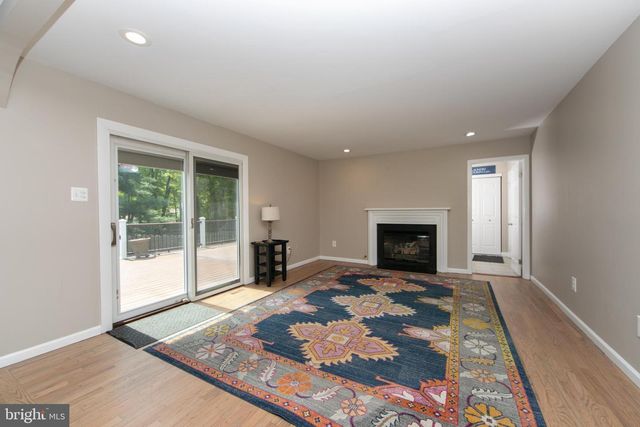 21 FOUNTAIN CT, Cherry Hill, NJ 08034